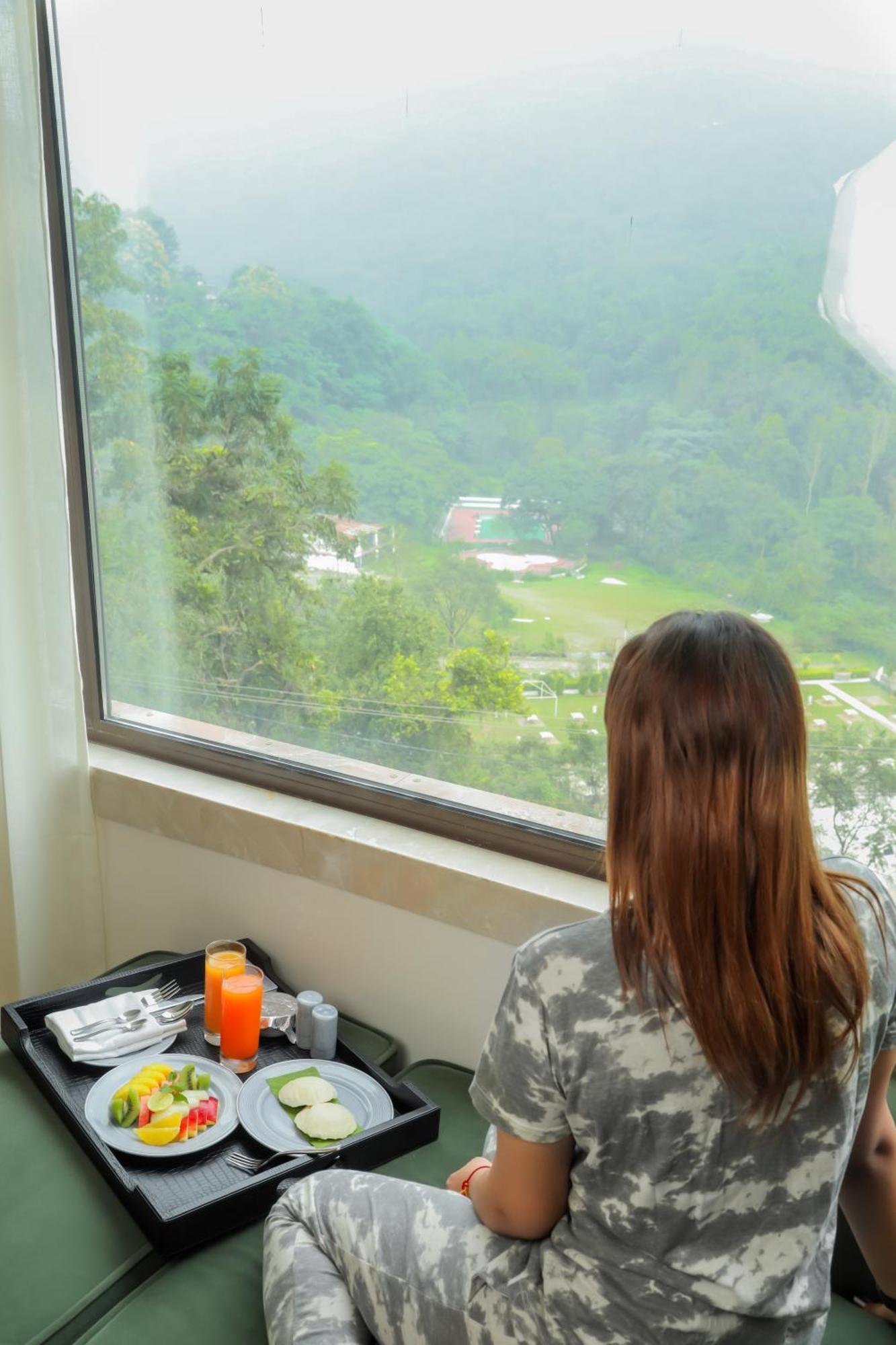 The Prominence Mussoorie Road Dehradun Hotel Exterior foto