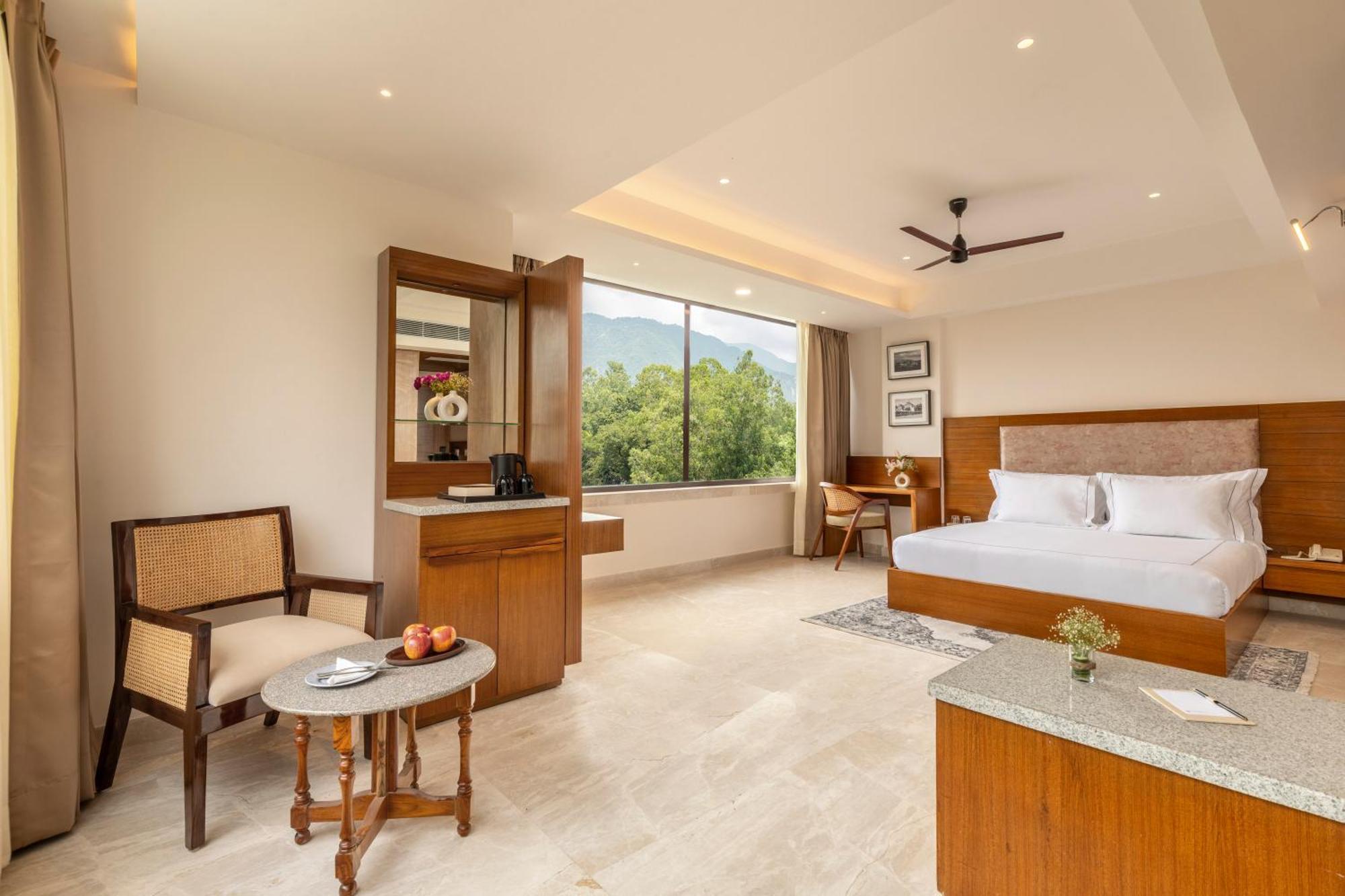 The Prominence Mussoorie Road Dehradun Hotel Exterior foto