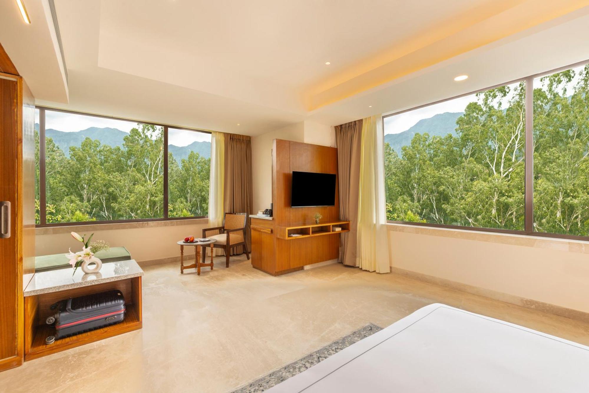 The Prominence Mussoorie Road Dehradun Hotel Exterior foto