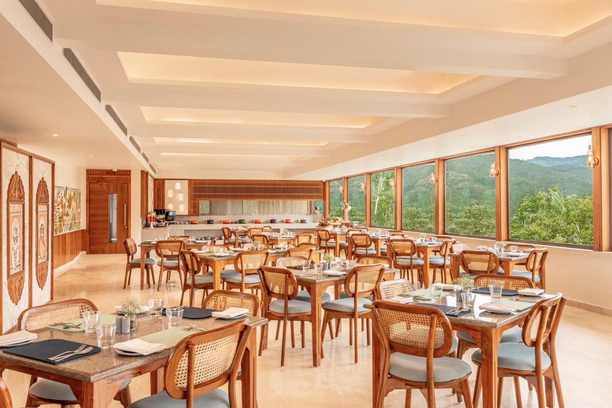The Prominence Mussoorie Road Dehradun Hotel Exterior foto