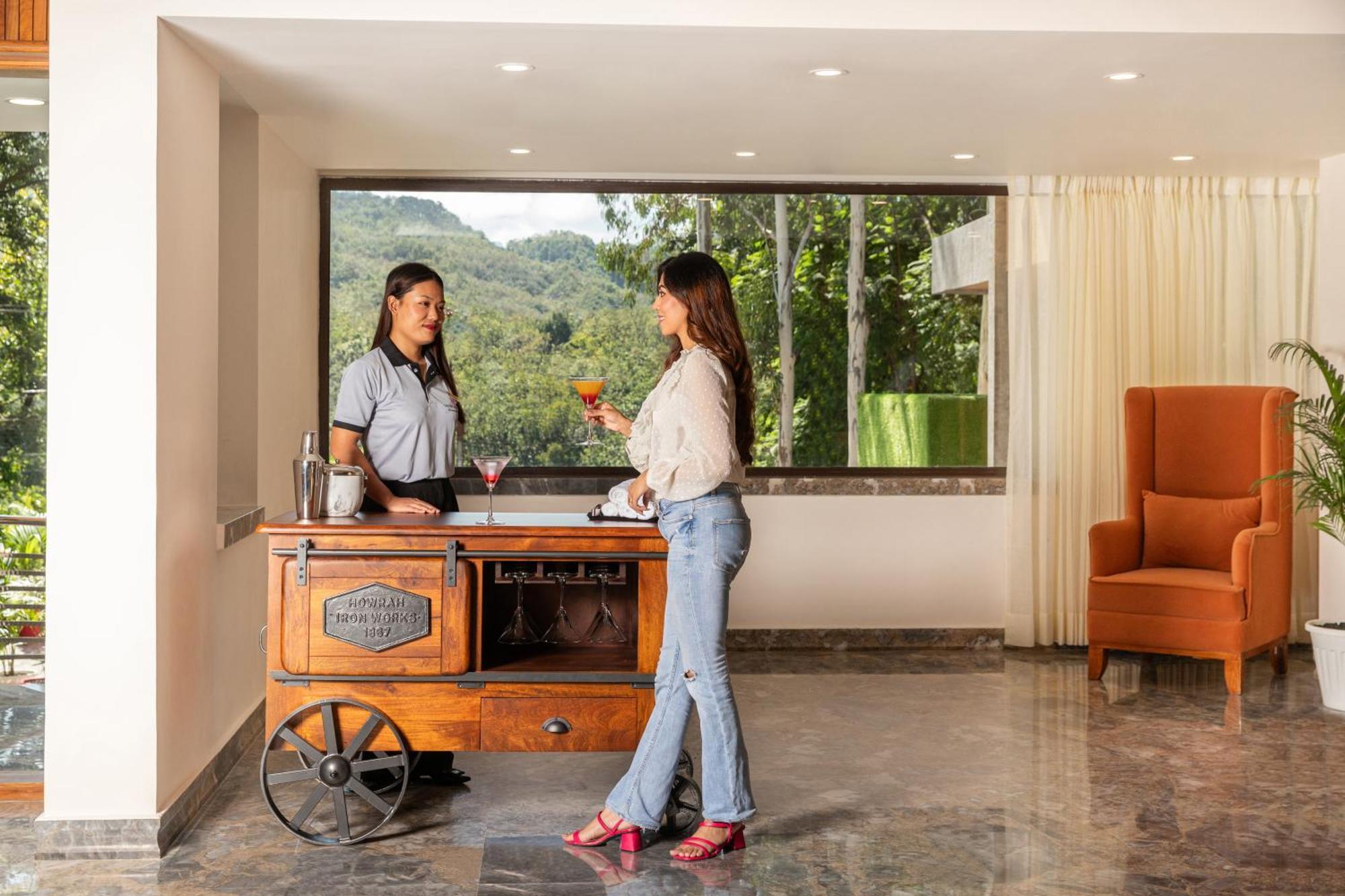 The Prominence Mussoorie Road Dehradun Hotel Exterior foto